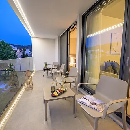 Luaz Suites Volos Exterior photo